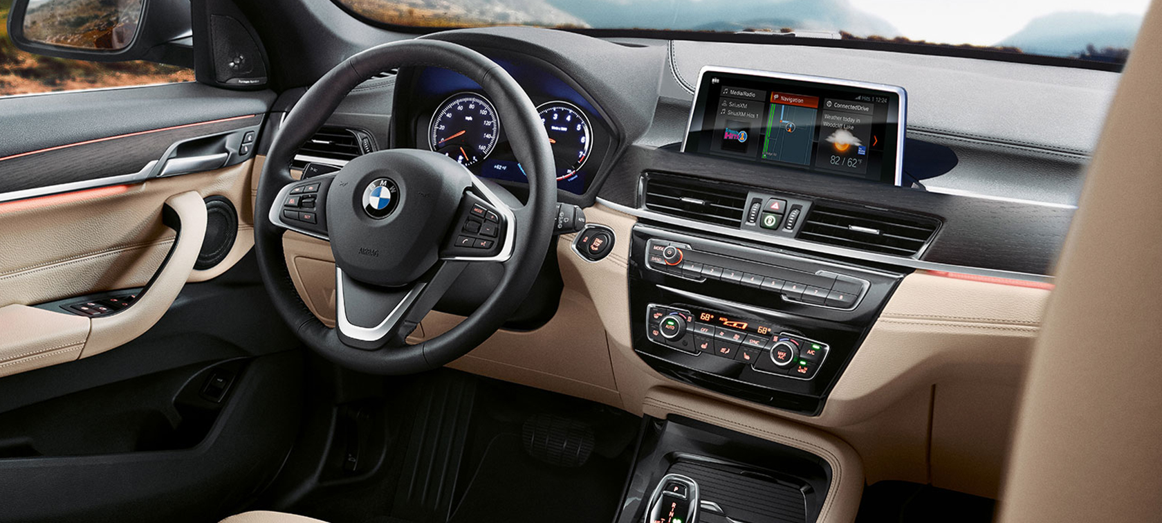 BMW X1, cockpit BMW X1, interior with focus on the cockpit